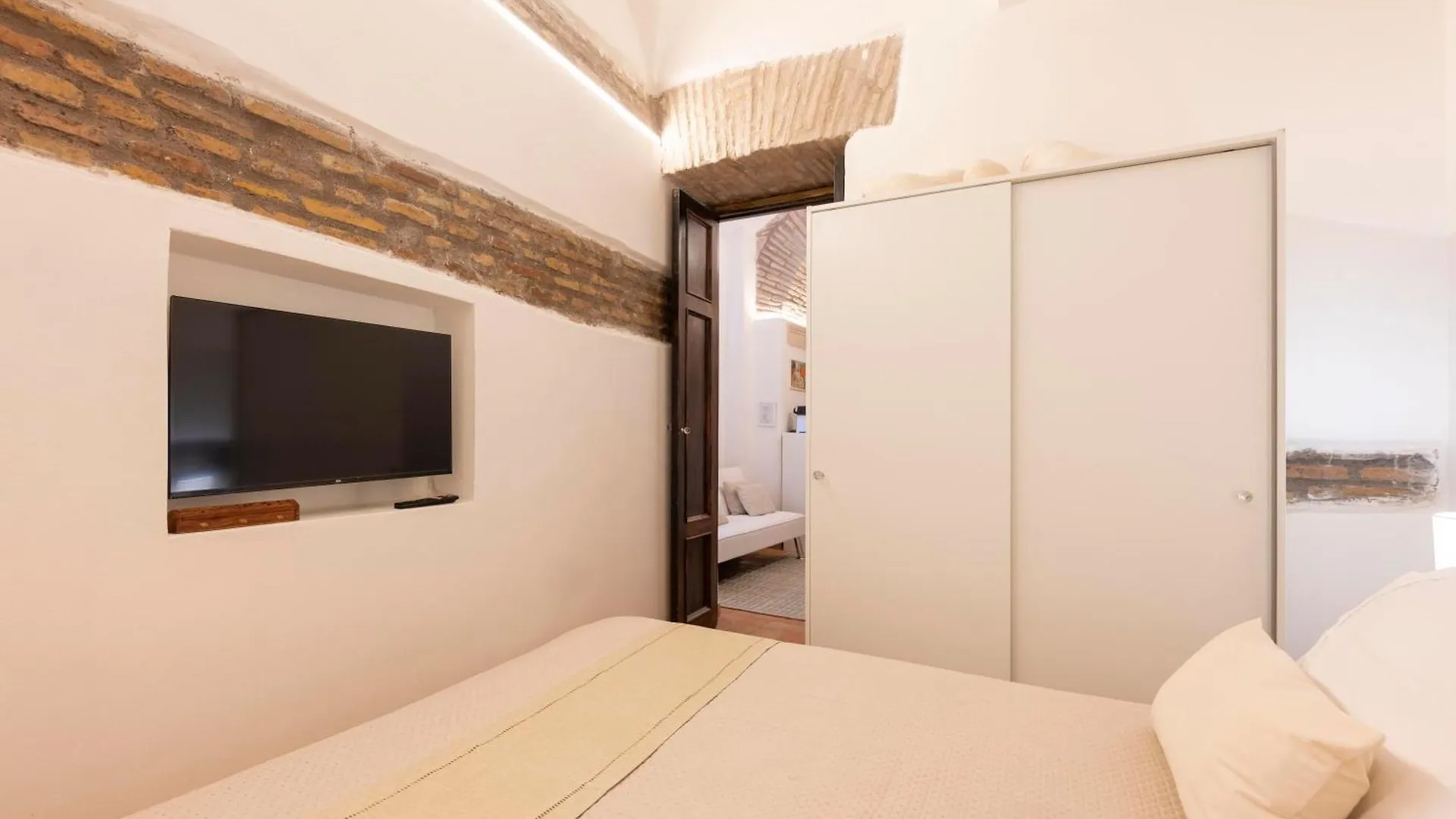 Apartment Largo Dei Librari Guesthouse Rome Italy
