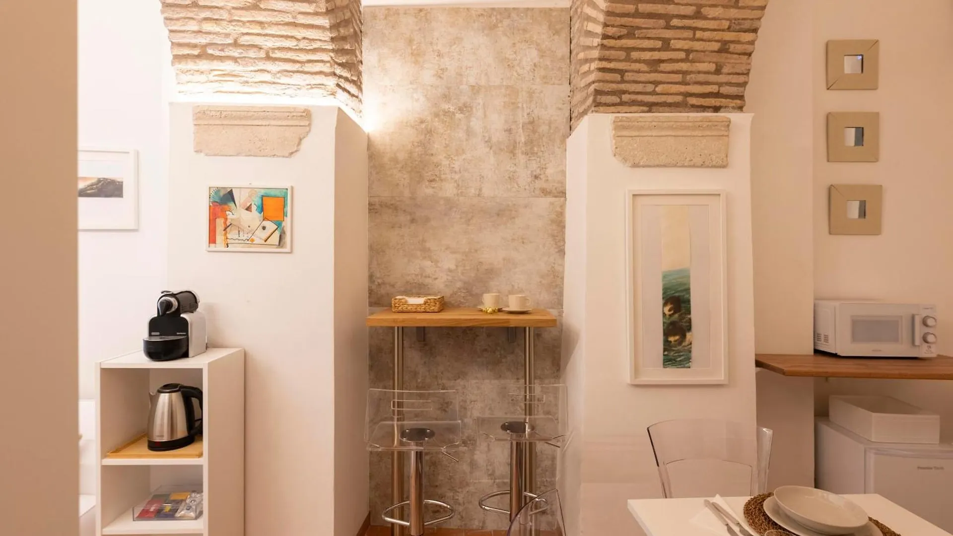 Largo Dei Librari Guesthouse Rome Italy