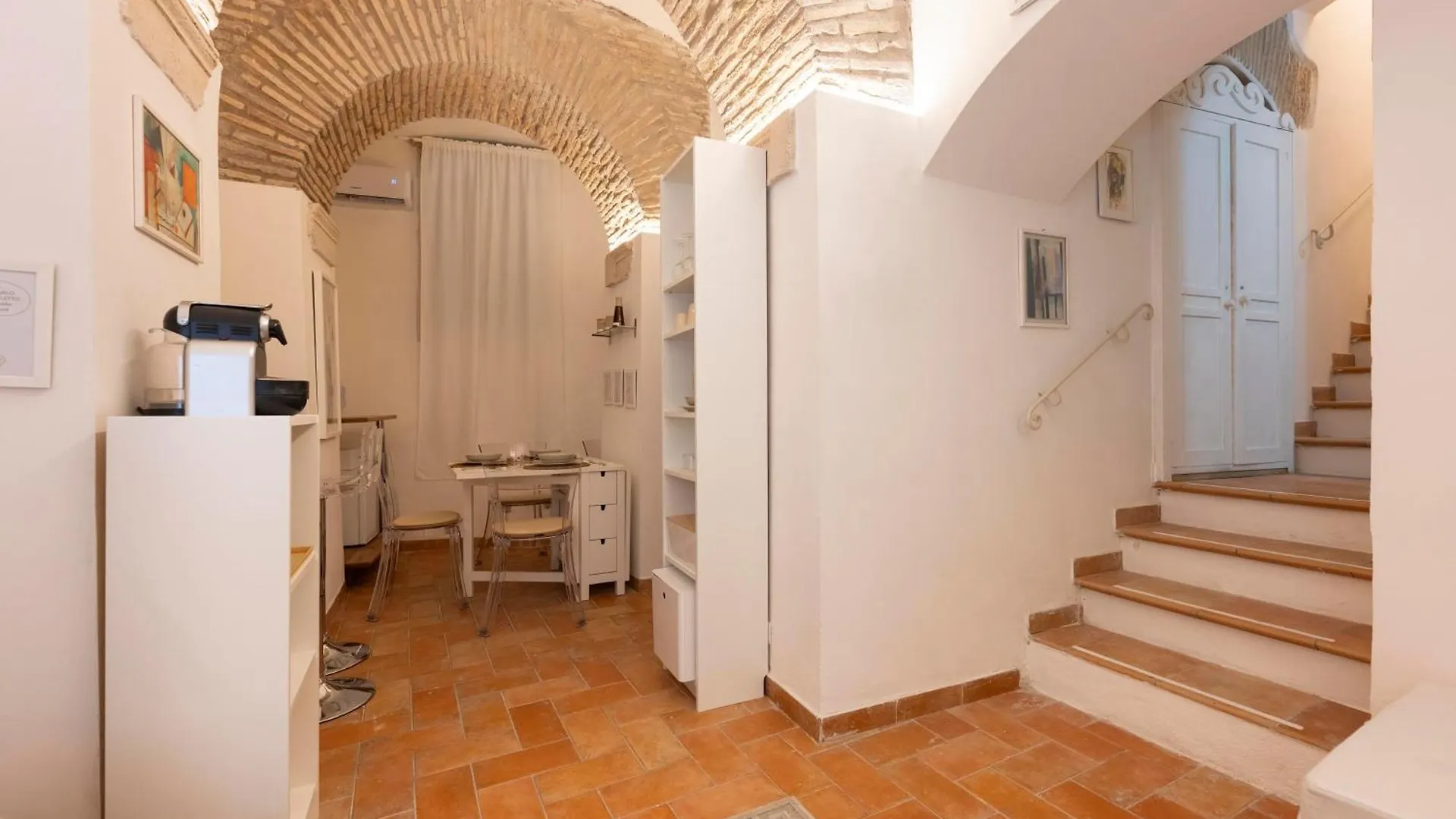 Largo Dei Librari Guesthouse Roma Italia